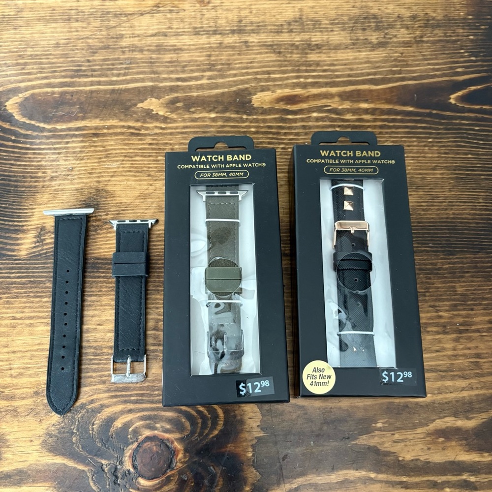 Lot Of‎ 3 38/40 MM Apple Watch Bands